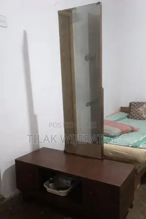 Used Dressing Table