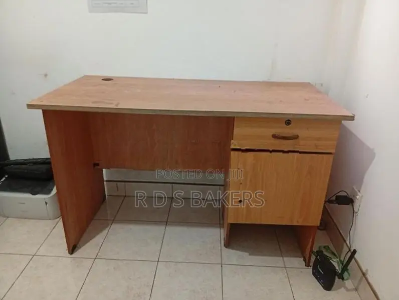 Damro Office Tables