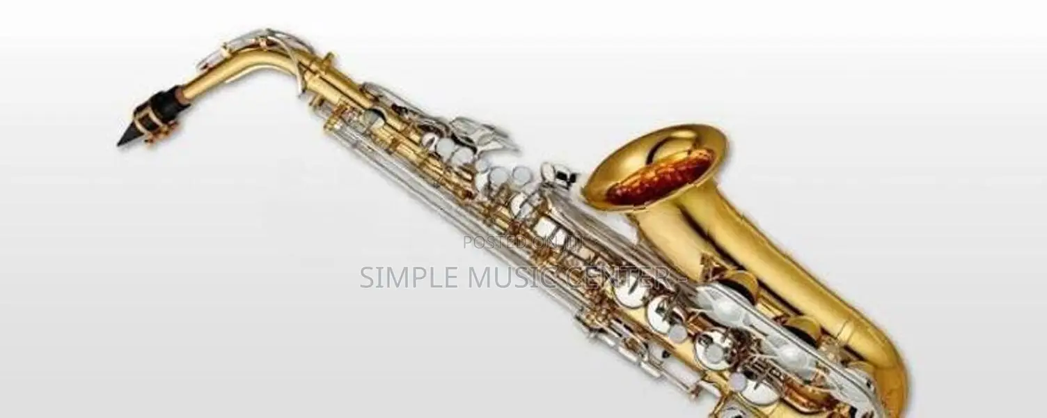 Yamaha YAS-26 1 D Standard Eb Alto Saxophone Complete Student Package