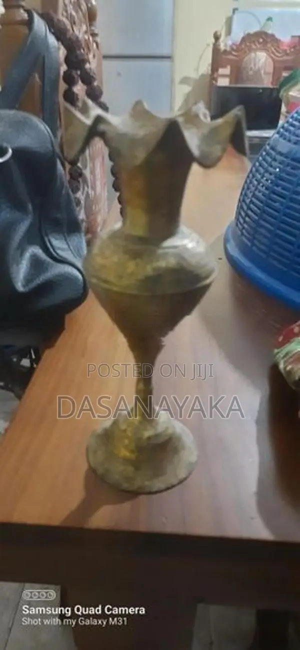 Brass Lamp, Flower Vase (පිත්තලl පහන / පිත්තල මල් වාස්)