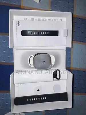 Google Fitbit Versa 4