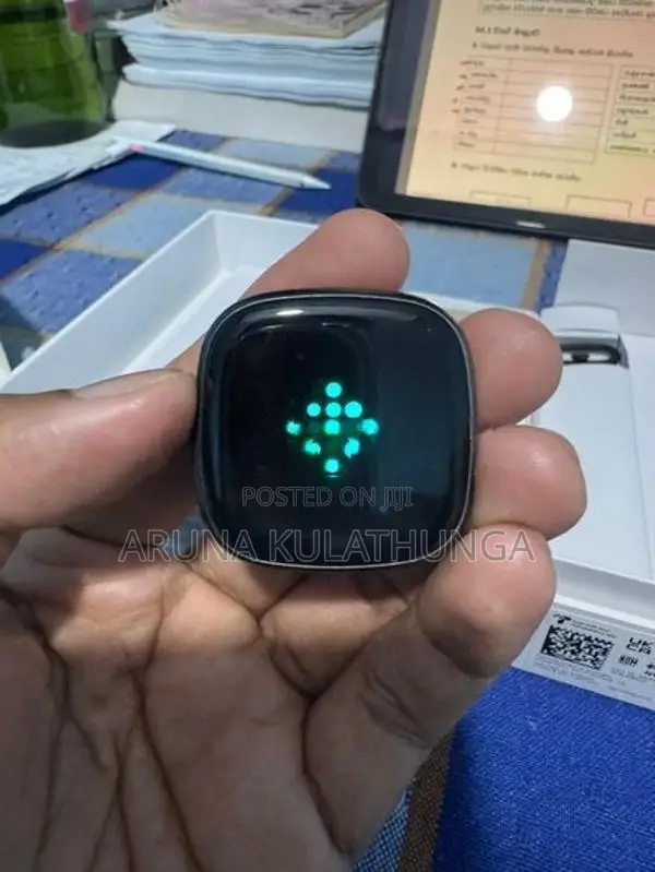 Google Fitbit Versa 4