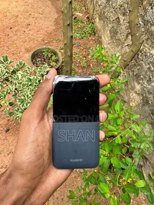 Huawei 4G LTE Pocket Wi-Fi Router