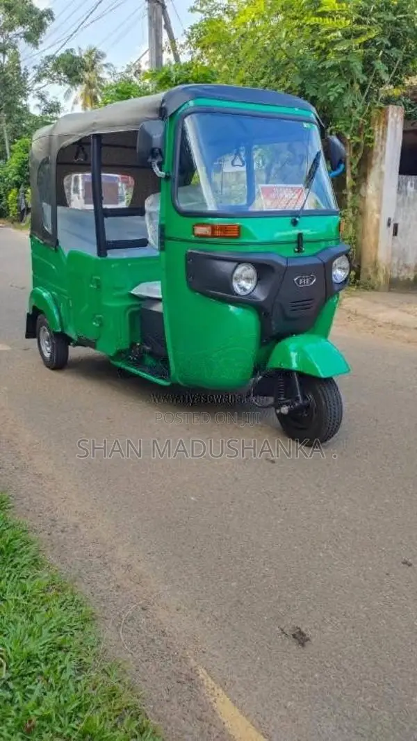 Bajaj RE 2026 Three Wheel (Used)