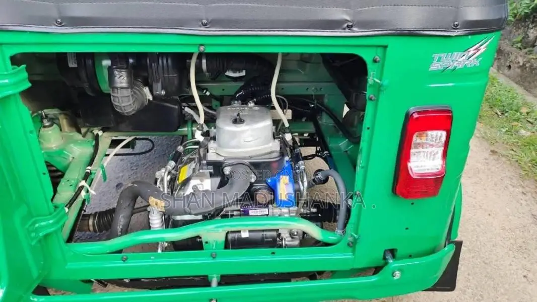 Bajaj RE 2026 Three Wheel (Used)