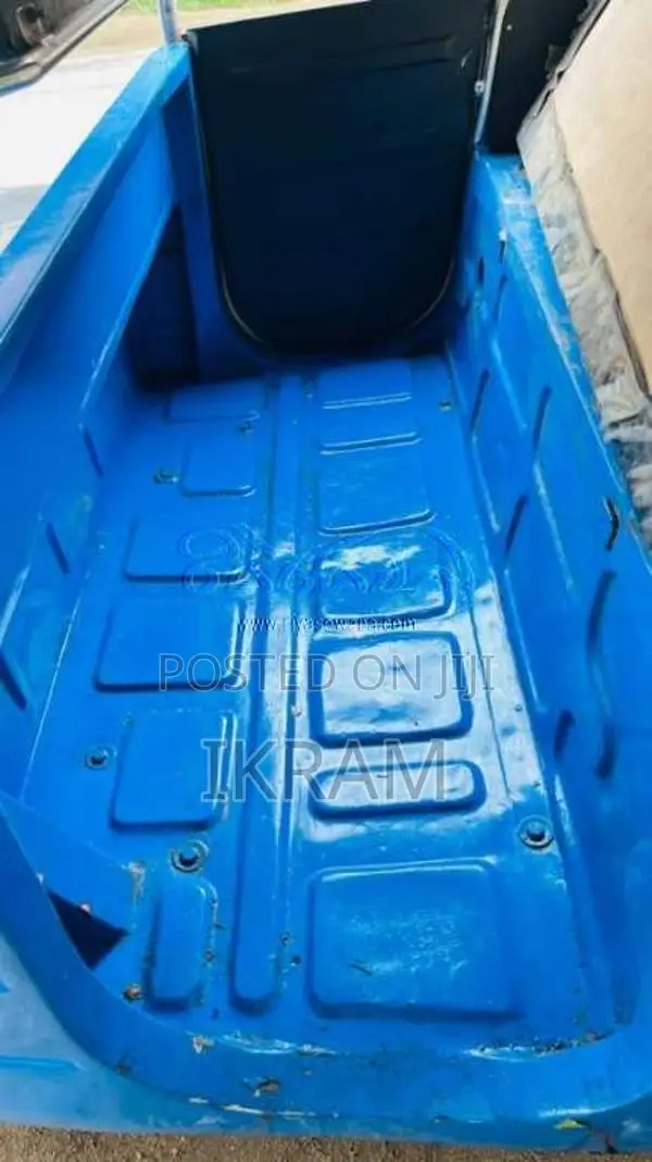 Bajaj 2 Stroke 2000 Three Wheel (Used)