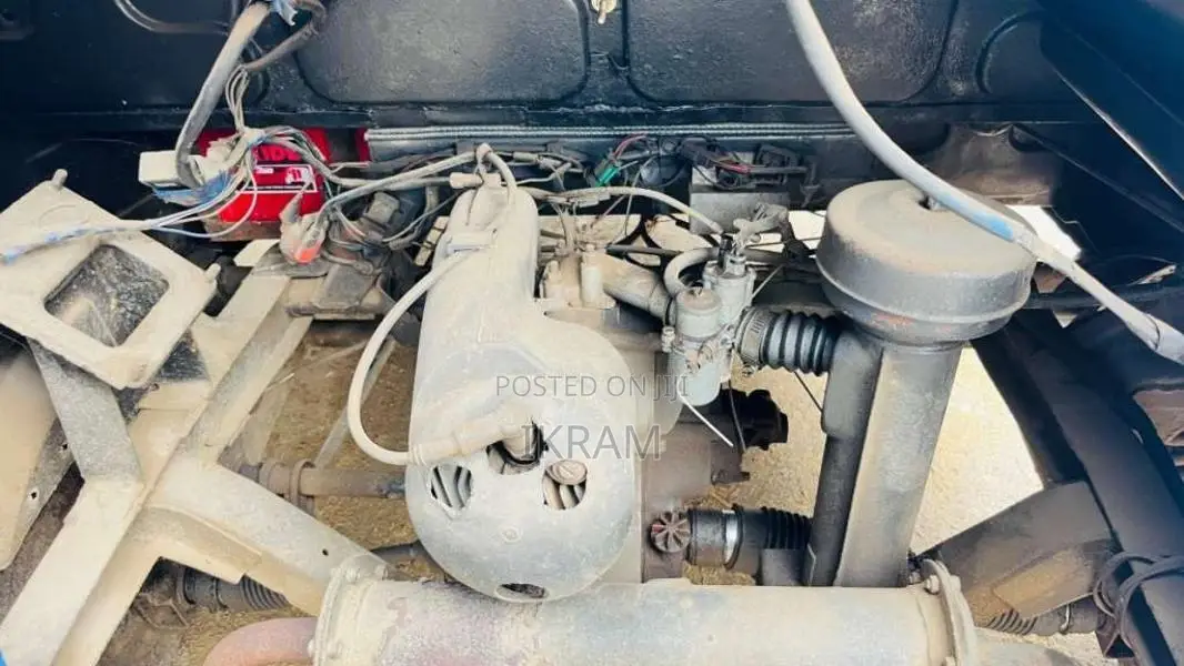 Bajaj 2 Stroke 2000 Three Wheel (Used)