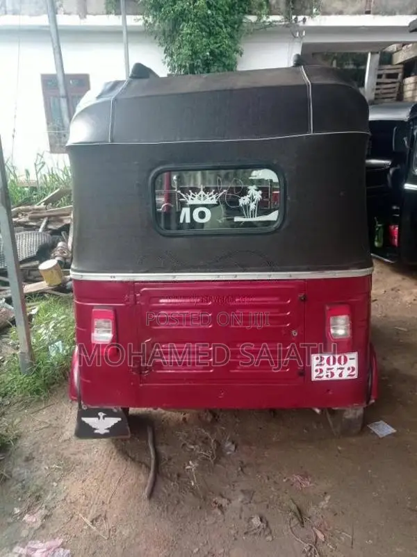 Bajaj RE 2 Stroke 1998 Three Wheel (Used)