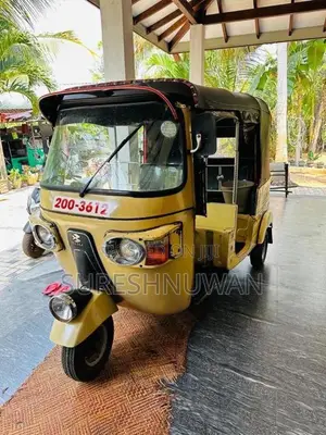 Bajaj 2 Stroke 1995 Three Wheel (Used)