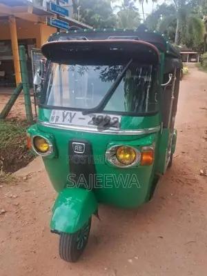 Bajaj RE 205 2012 Three Wheel (Used)