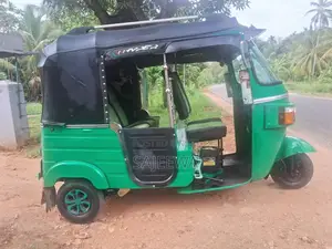 Bajaj RE 205 2012 Three Wheel (Used)
