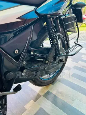 Bajaj Discover 125 2025 Motorbike (Used)