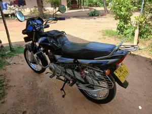 Bajaj CT-100 2011 Motorbike (Used)