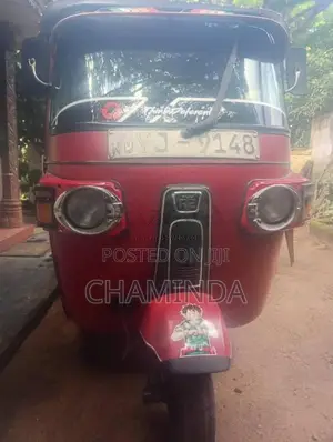 Bajaj 4 Stroke 2011 Three Wheel (Used)