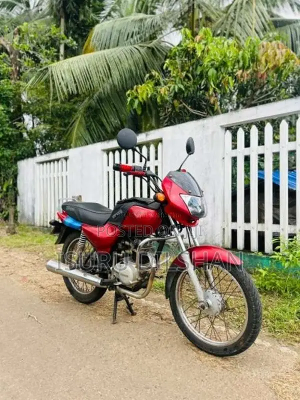 Bajaj CT-100 2005 Motorbike (Used)