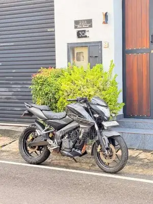 Bajaj Pulsar NS200 2018 Motorbike (Used)