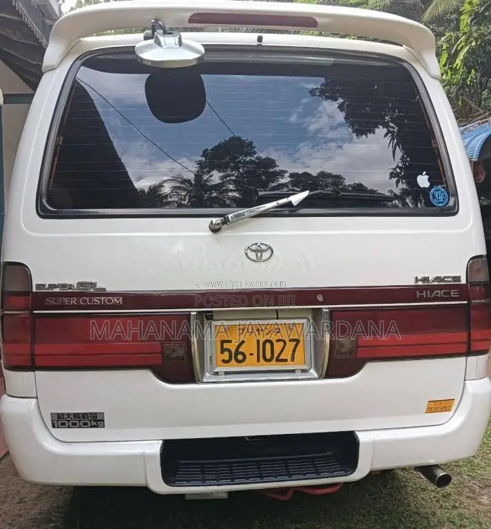 Toyota LH102 1994 Van (Used)