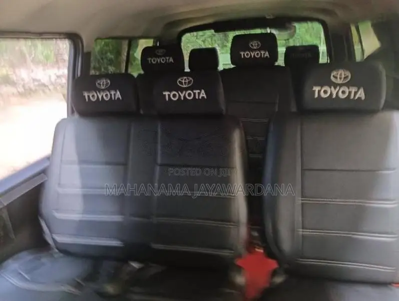 Toyota LH102 1994 Van (Used)