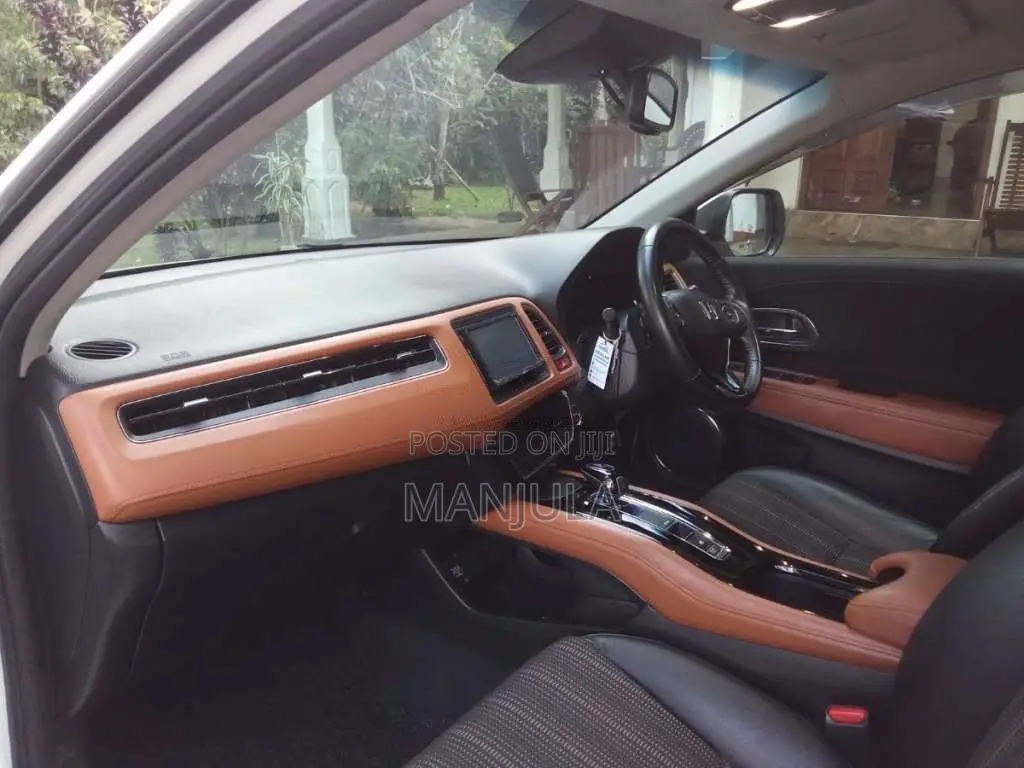 Honda Vezel Z Grade Orrange Pack 2014 SUV (Used)