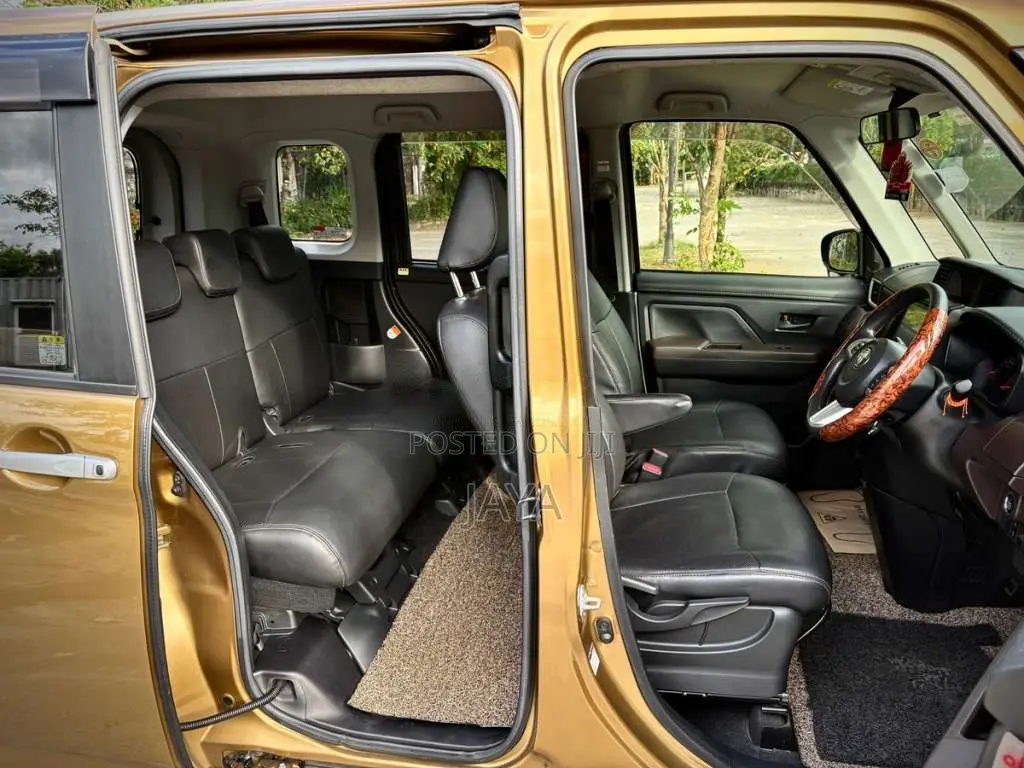 Toyota Tank Custom GS FULLYLOADED 2019 Van (Used)