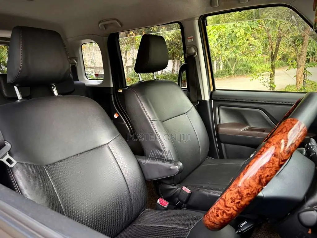 Toyota Tank Custom GS FULLYLOADED 2019 Van (Used)