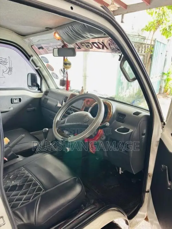 Daihatsu Hijet 2015 Lorry (Used)