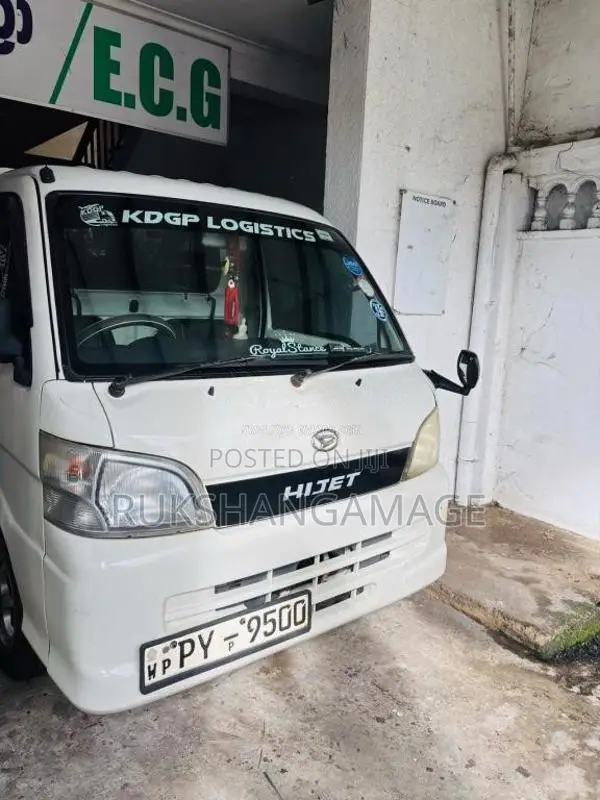 Daihatsu Hijet 2015 Lorry (Used)