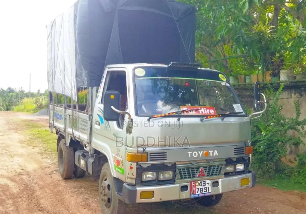 Toyota Dyna 1989 Lorry (Used)