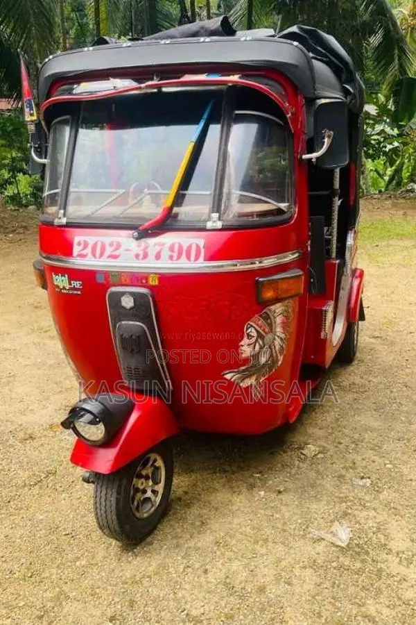 Bajaj RE 2 Stroke 1996 Three Wheel (Used)