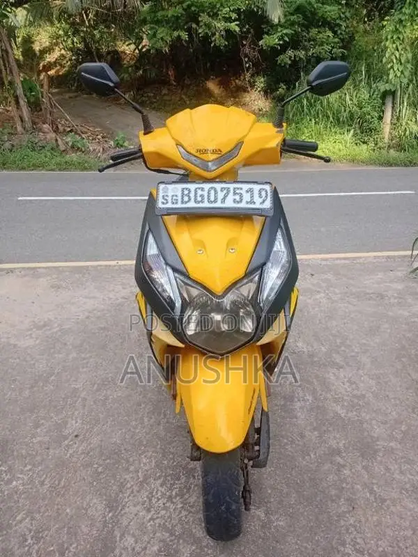 Honda Dio 2018 Motorbike (Used)