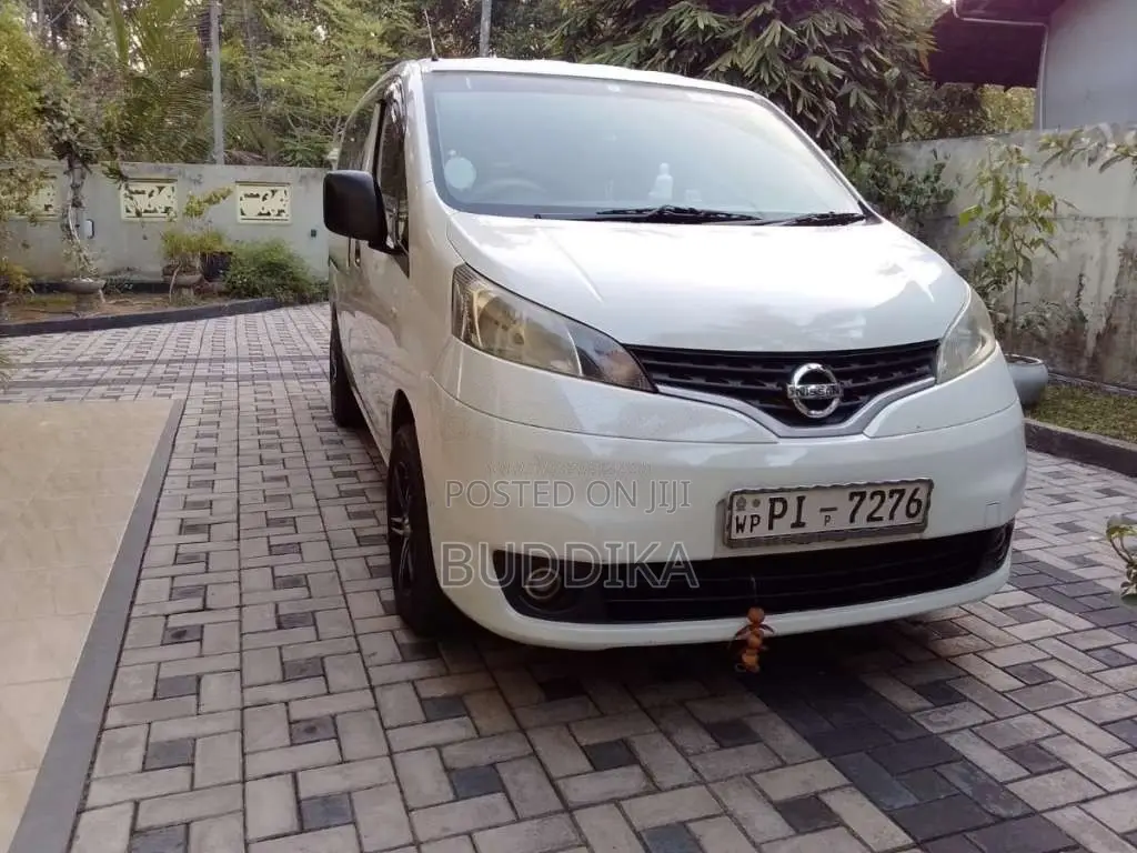 Nissan NV200 2015 Van (Used)