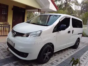 Nissan NV200 2015 Van (Used)