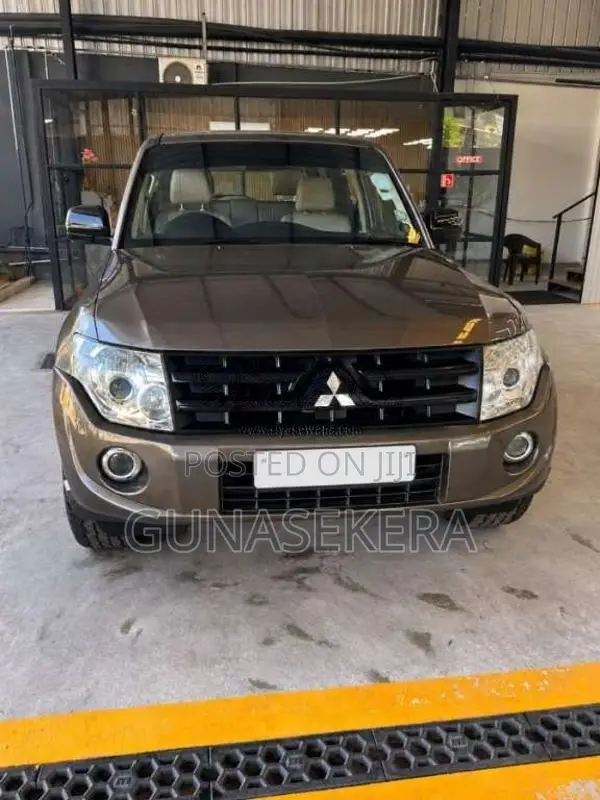 Mitsubishi Montero 2013 SUV (Used)