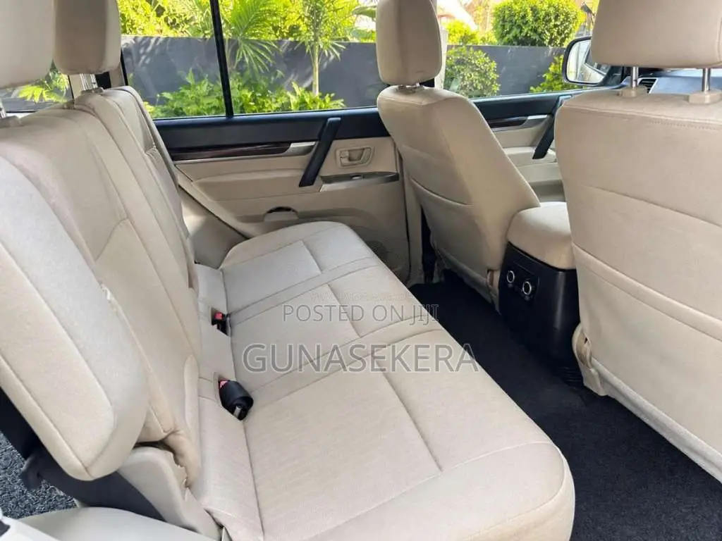 Mitsubishi Montero 2013 SUV (Used)