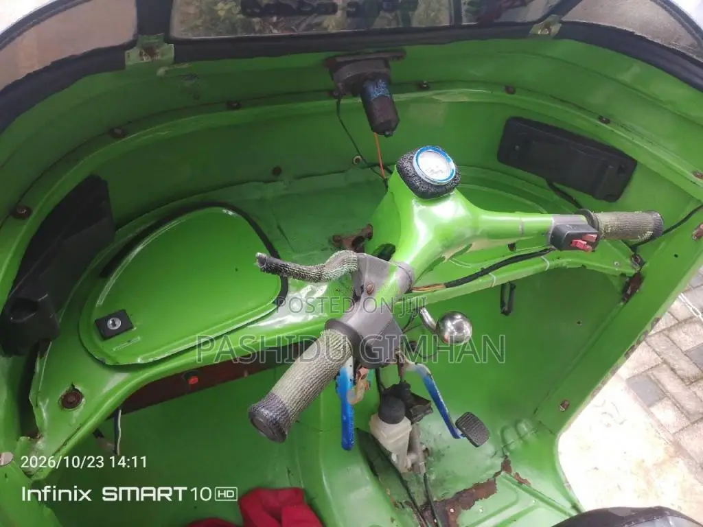 Bajaj 2 stroke 1998 Three Wheel (Used)