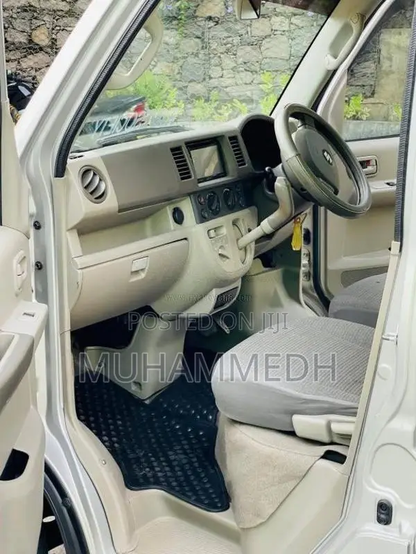 Suzuki Every 2014 Van (Used)