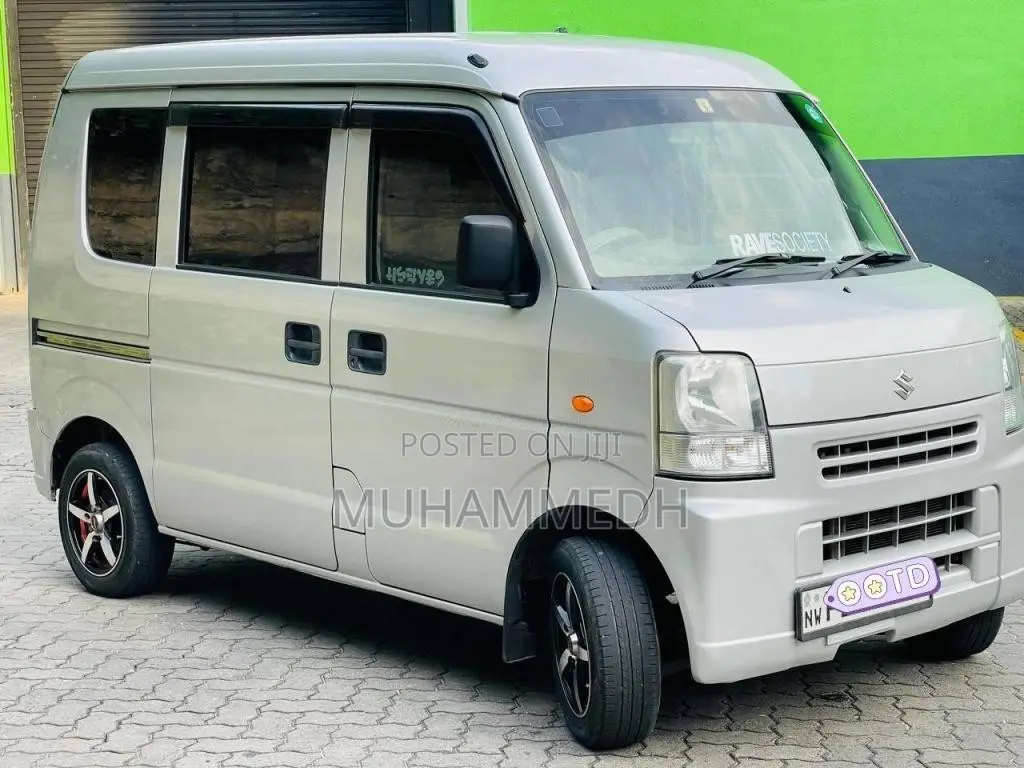 Suzuki Every 2014 Van (Used)