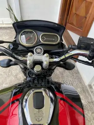 Bajaj V15 2016 Motorbike (Used)