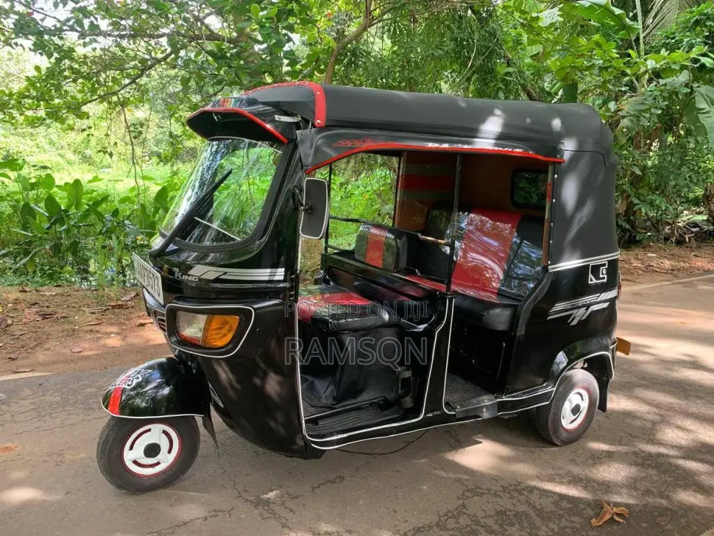 TVS King 2014 Three Wheel (Used)