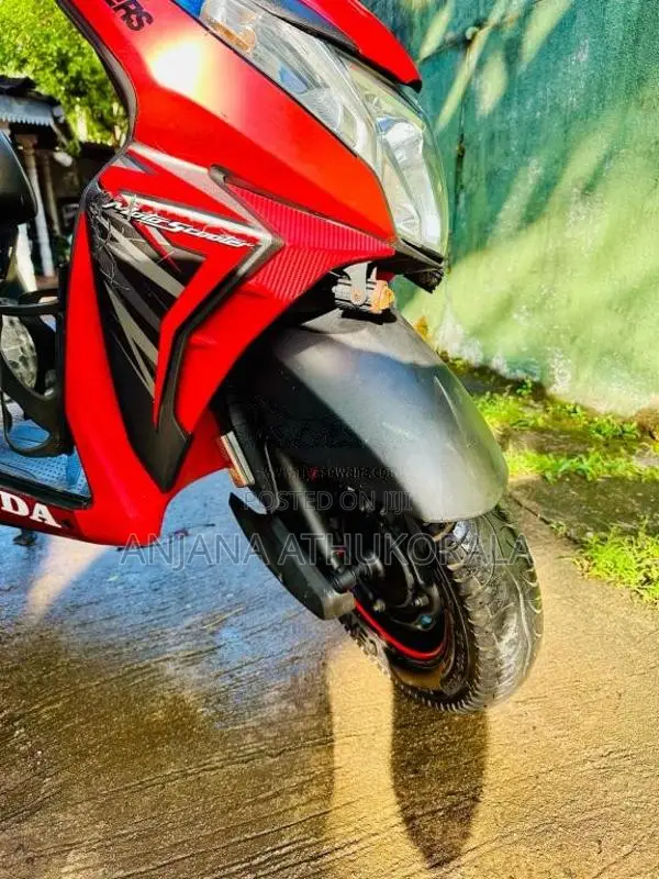 Honda Dio 2019 Motorbike (Used)