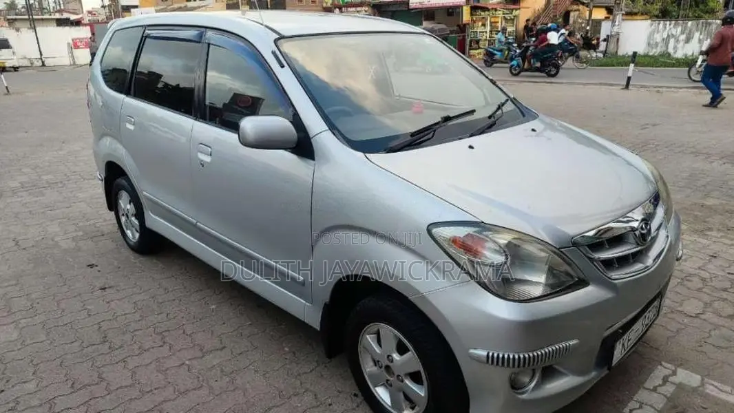 Toyota Avanza 2007 Car (Used)