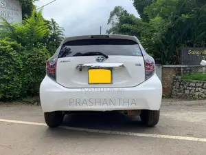 Toyota Aqua S Grade 2013 Car (Used)