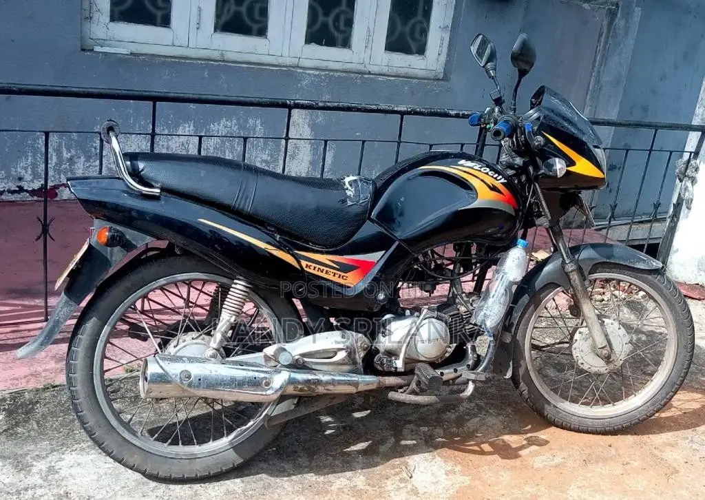 Kinetic Velocity CD Down 2004 Motorbike (Used)