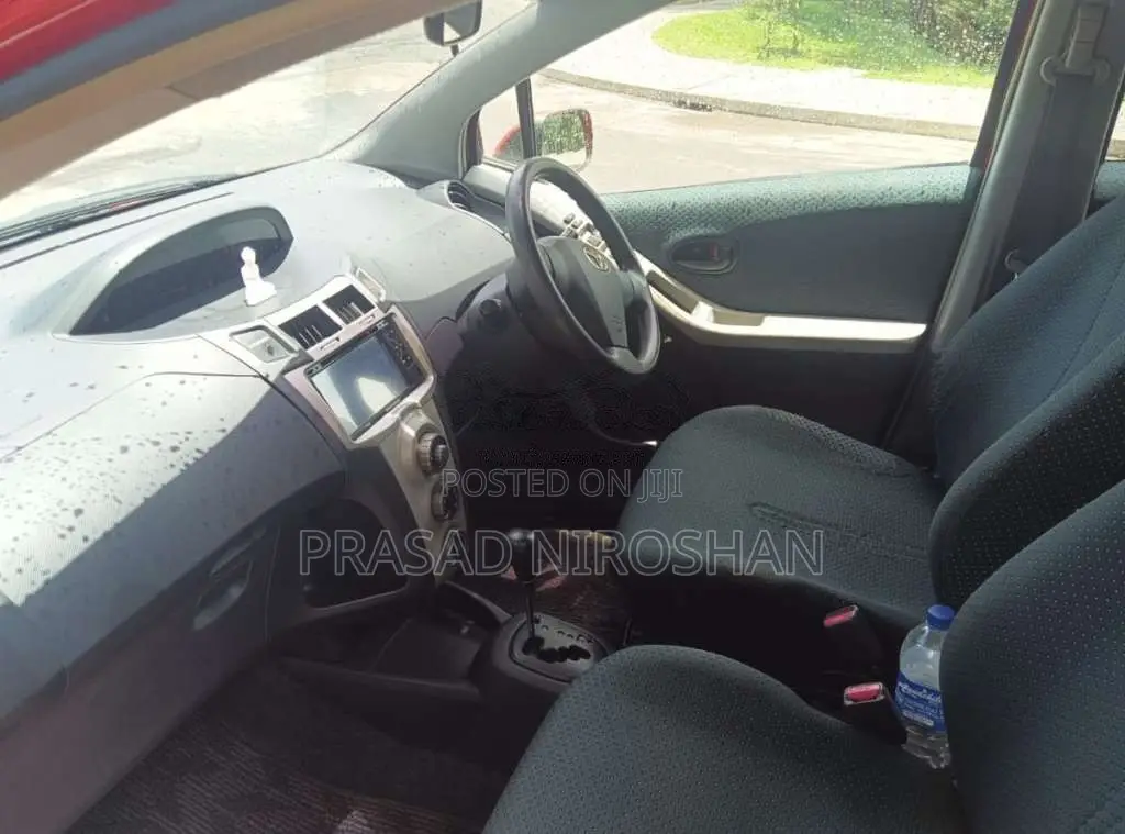 Toyota Vitz 2005 Car (Used)
