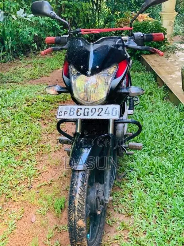 Bajaj Discover 2015 Motorbike (Used)