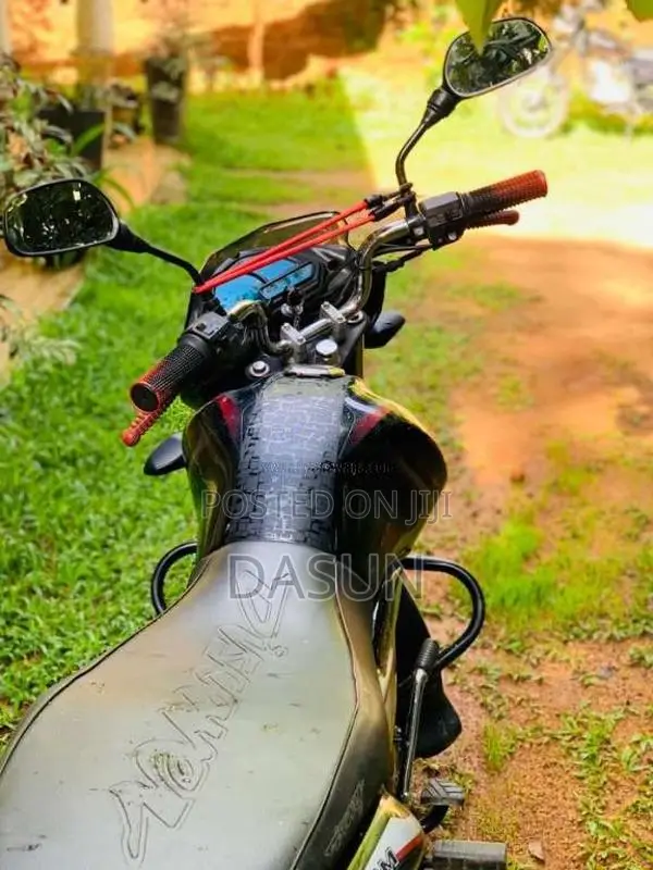 Bajaj Discover 2015 Motorbike (Used)