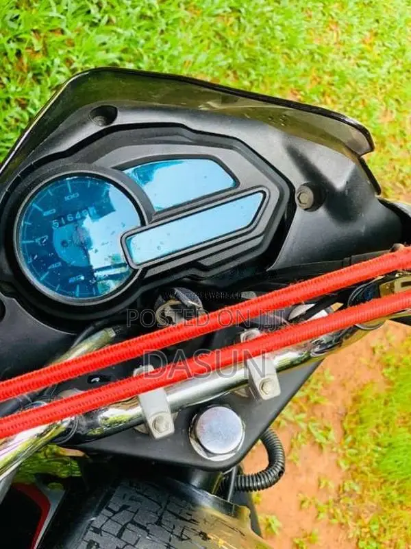 Bajaj Discover 2015 Motorbike (Used)