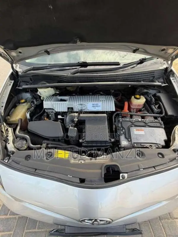 Toyota Prius 2011 Car (Used)