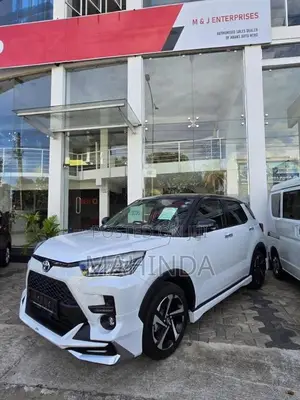 Toyota Raize 1 2L Hybrid With Parking 2026 SUV Brand New