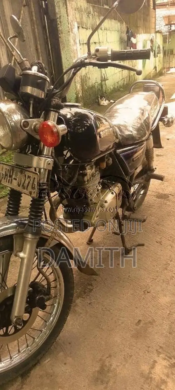 Sakai Gn125 2003 Motorbike (Used)
